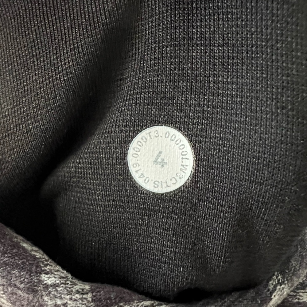 Lululemon Sweater - Picture 6 of 6